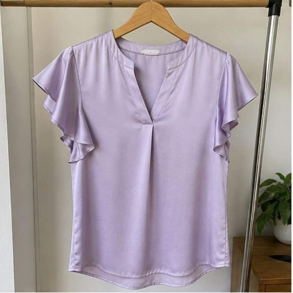 Lilac V Neck Top